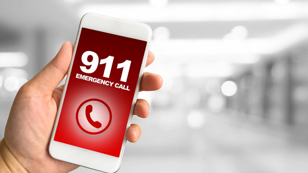 جملات و اصطلاحات انگلیسی مکالمه با 911 در مواقع اضطراری